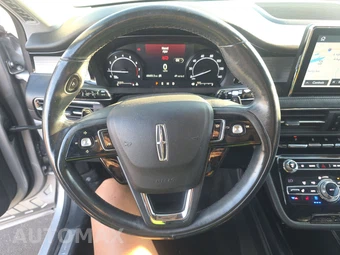 2020 Lincoln Corsair Standard – miniatura 10