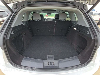 2020 Lincoln Corsair Standard – miniatura 11