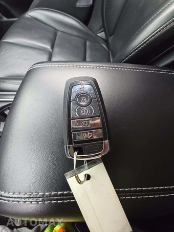 2020 Lincoln Corsair Standard – miniatura 8