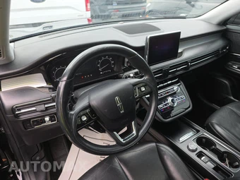 2020 Lincoln Corsair Standard – miniatura 11