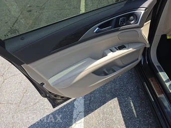 2020 Lincoln MKZ Reserve – miniatura 9