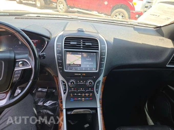 2020 Lincoln Nautilus Reserve - miniatura 7