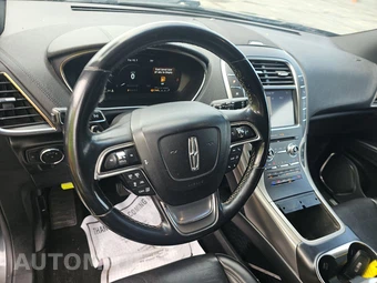 2020 Lincoln Nautilus Reserve – miniatura 10