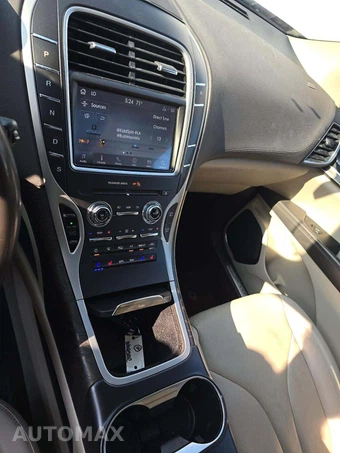 2020 Lincoln Nautilus Reserve – miniatura 10