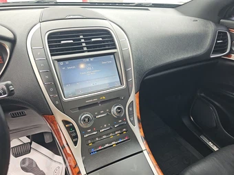 2020 Lincoln Nautilus Reserve - miniatura 11