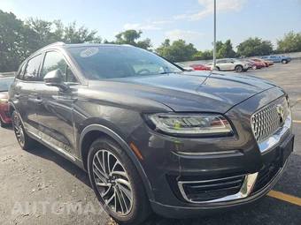 2020 Lincoln Nautilus Reserve – miniatura 3