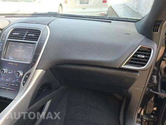 2020 Lincoln Nautilus Standard – miniatura 19