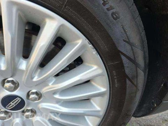2020 Lincoln Nautilus Standard – miniatura 24