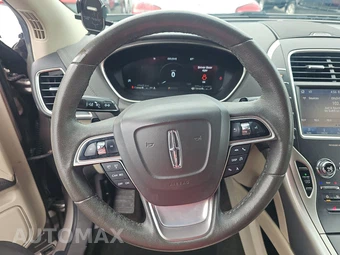 2020 Lincoln Nautilus Standard – miniatura 10