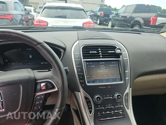 2020 Lincoln Nautilus Standard – miniatura 11