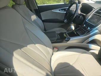 2020 Lincoln Nautilus Standard – miniatura 8