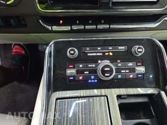2020 Lincoln Navigator L Black Label – miniatura 30