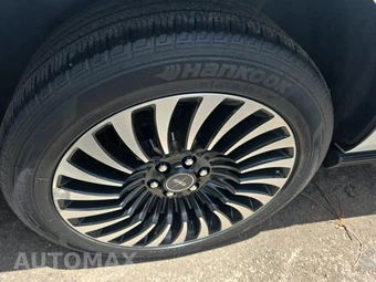 2020 Lincoln Navigator L Black Label – miniatura 10