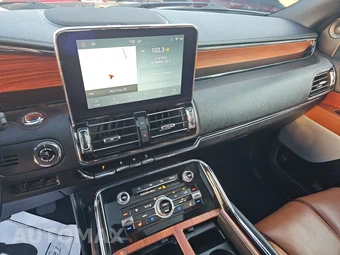 2020 Lincoln Navigator L Reserve – miniatura 11