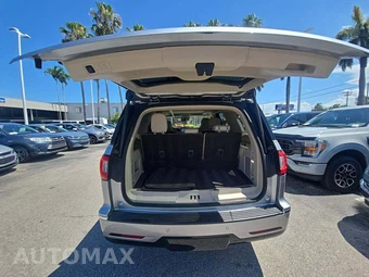 2020 Lincoln Navigator Reserve – miniatura 15