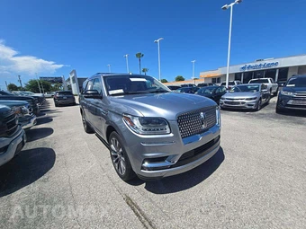 2020 Lincoln Navigator Reserve – miniatura 4