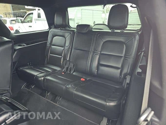 2020 Lincoln Navigator Reserve – miniatura 13