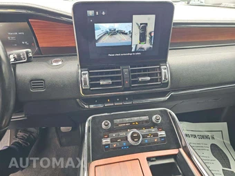 2020 Lincoln Navigator Reserve – miniatura 9