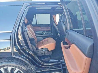 2020 Lincoln Navigator Reserve – miniatura 18