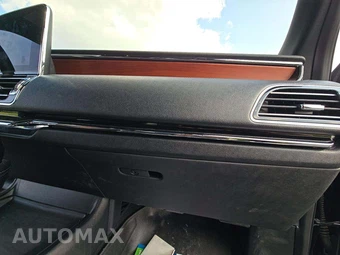 2020 Lincoln Navigator Reserve – miniatura 17