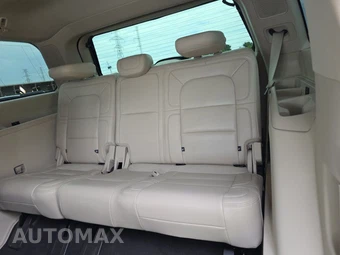 2020 Lincoln Navigator Reserve – miniatura 14