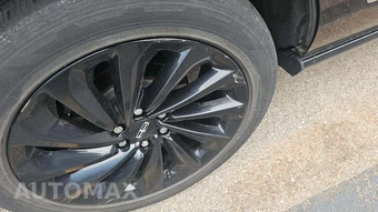 2020 Lincoln Navigator Reserve - miniatura 24