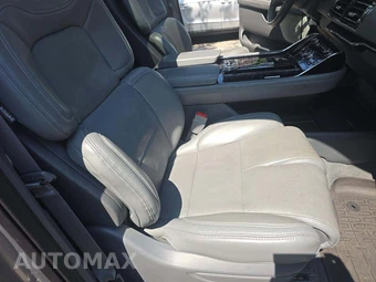 2020 Lincoln Navigator Reserve – miniatura 19
