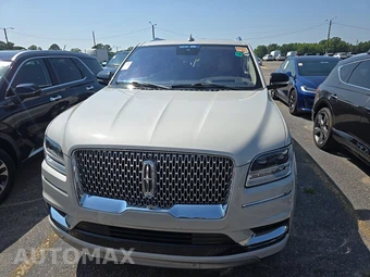 2020 Lincoln Navigator Reserve – miniatura 2