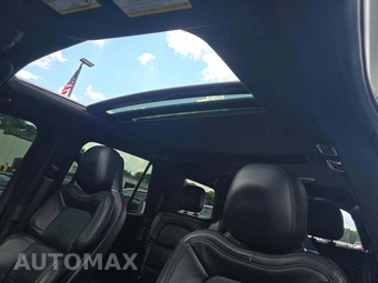 2020 Lincoln Navigator Reserve – miniatura 11