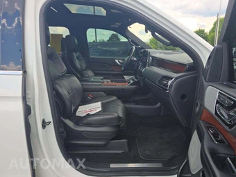2020 Lincoln Navigator Reserve – miniatura 19