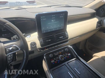 2020 Lincoln Navigator Reserve – miniatura 11