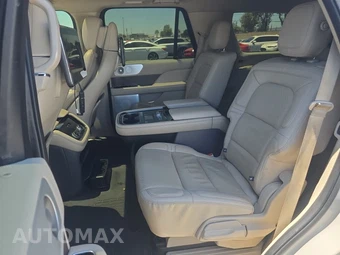 2020 Lincoln Navigator Reserve – miniatura 13