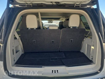 2020 Lincoln Navigator Reserve – miniatura 17