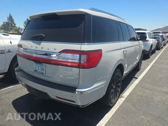 2020 Lincoln Navigator Reserve – miniatura 4