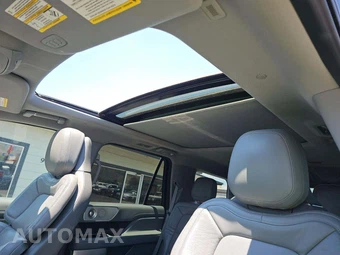 2020 Lincoln Navigator Reserve – miniatura 11