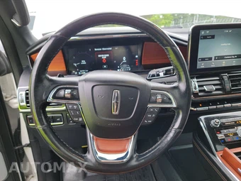 2020 Lincoln Navigator Reserve – miniatura 10