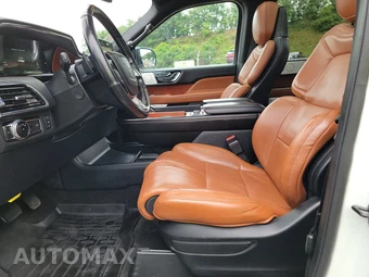 2020 Lincoln Navigator Reserve – miniatura 7