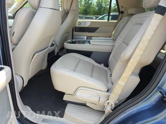 2020 Lincoln Navigator Reserve – miniatura 13