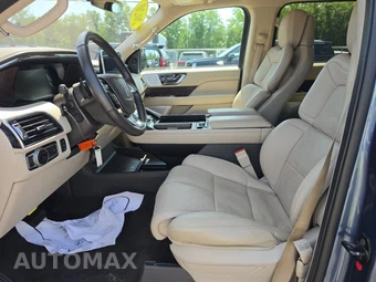 2020 Lincoln Navigator Reserve – miniatura 7