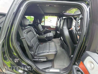 2020 Lincoln Navigator Reserve - miniatura 17