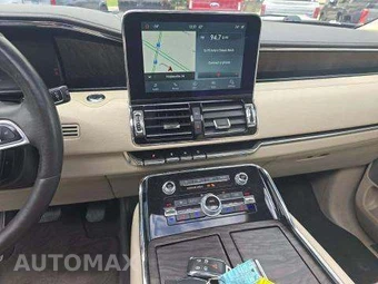 2020 Lincoln Navigator Reserve – miniatura 11