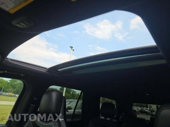 2020 Lincoln Navigator Reserve – miniatura 11