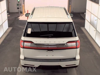2020 Lincoln Navigator Standard – miniatura 5