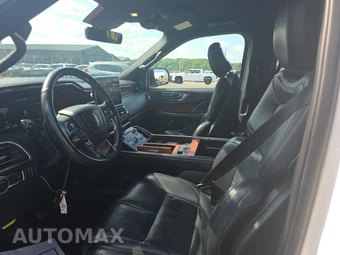 2020 Lincoln Navigator Standard – miniatura 7