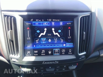 2020 Maserati Levante GranLusso – miniatura 20