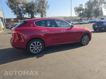 2020 Maserati Levante GranLusso – miniatura 4