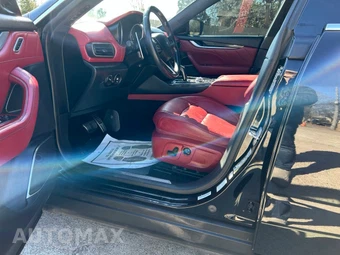 2020 Maserati Levante GranSport – miniatura 20
