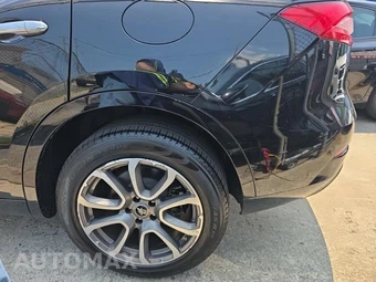 2020 Maserati Levante S – miniatura 11