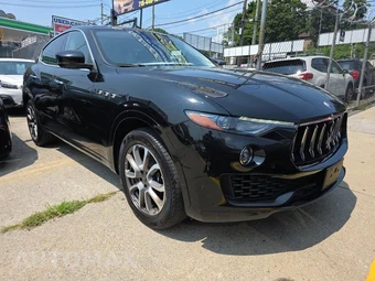 2020 Maserati Levante S – miniatura 3