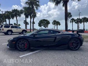 2020 McLaren 570S Coupe – miniatura 15